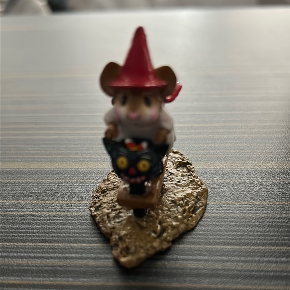 Scootin’ with the Loot Wee Forest Folk M-296